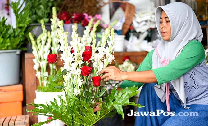 digemari-untuk-ronce-pengantin