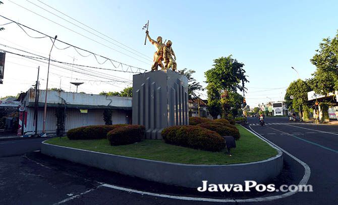 landmark-tertua-beberapa-kali-ganti-warna
