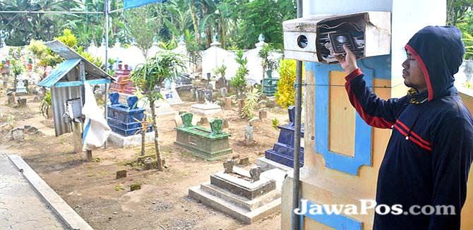 ditemui-sosok-yang-mirip-suami-di-depan-pintu-rumah
