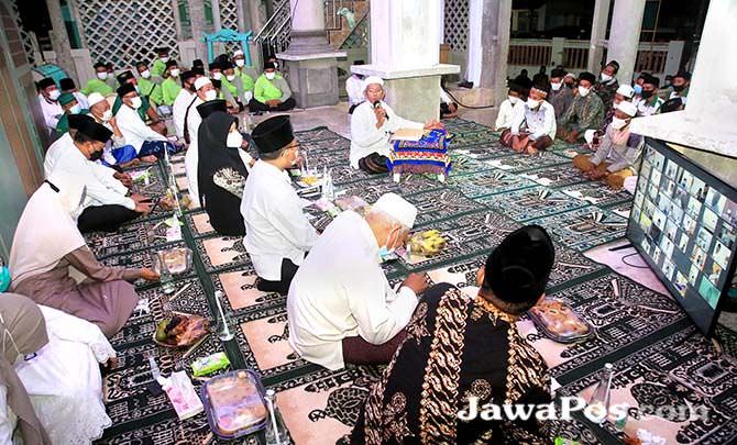 lewat-smart-santri-pemkab-ajak-asn-dan-warga-mengaji-kitab-kuning