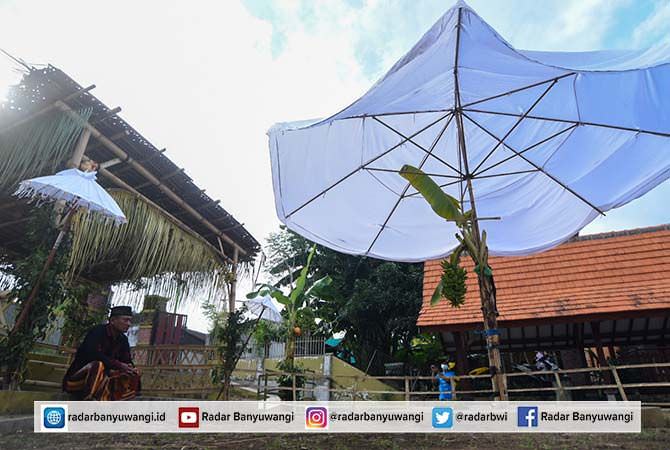 tidak-tak-diizinkan-polresta-seblang-olehsari-tak-jadi-menari