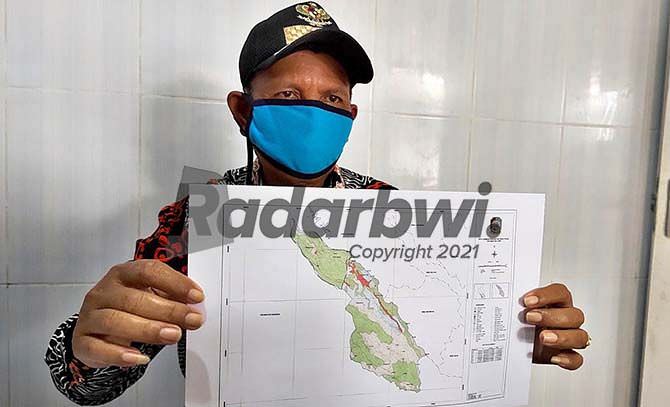 kades-pakel-sebut-dprd-salah-minta-buka-latter-c