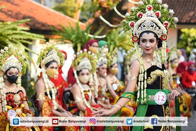 pemkab-banyuwangi-gelar-festival-pengantin-di-tengah-pandemi