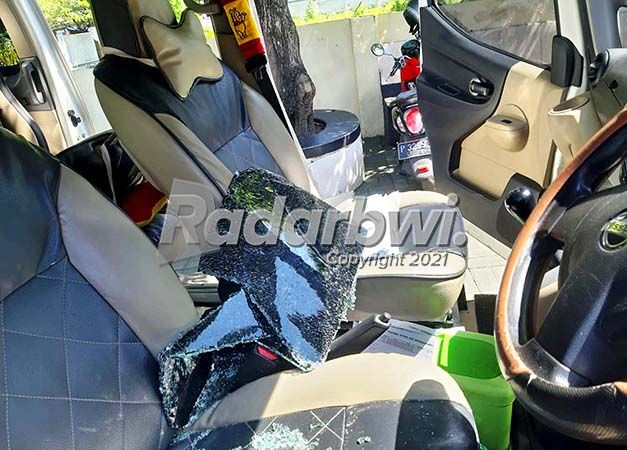 kaca-evalia-dipecah-rp-160-juta-raib