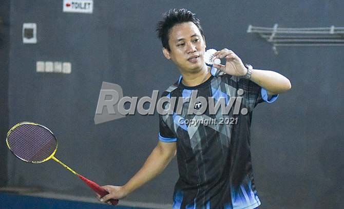 tak-bisa-lepas-dari-raket-tetap-jaga-performa-di-tengah-pandemi
