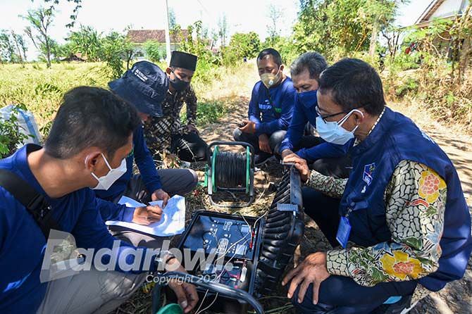 deteksi-kadar-air-dalam-tanah-tes-geolistrik-sebelum-bangun-sumur-bor