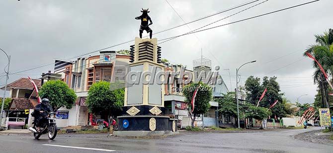 dua-tahun-ritual-kebo-keboan-alasmalang-diliburkan