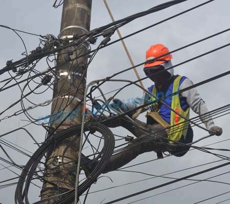 75-jam-lampu-mati-yang-sabar