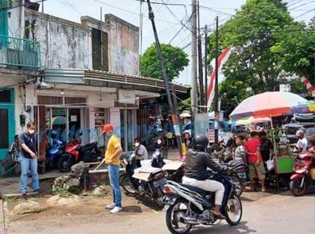 tegas-reklame-tak-berizin-milik-daerah