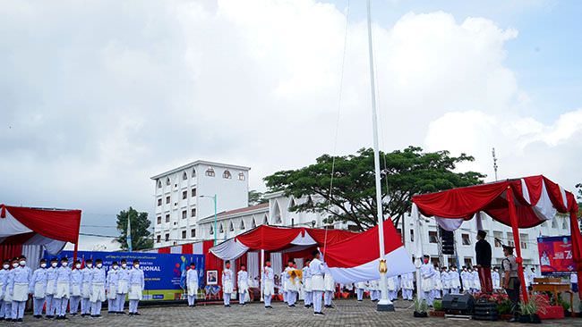 hari-santri-bersama-hipmi-penganugerahan-santri-berprestasi