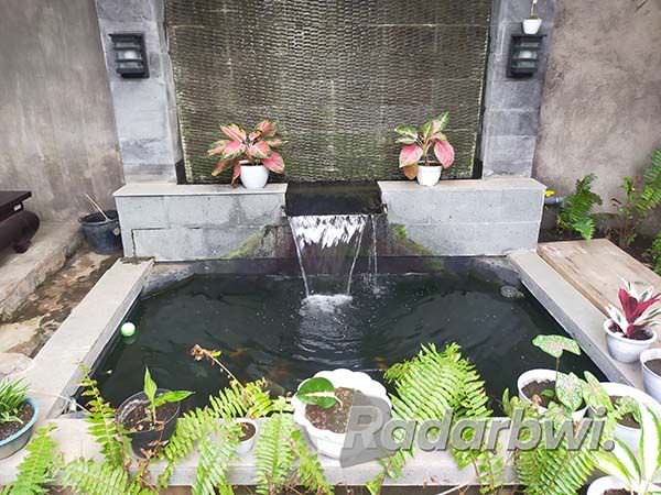 kolam-dinding-air-terjun-pernah-populer-saat-booming-batu-alam