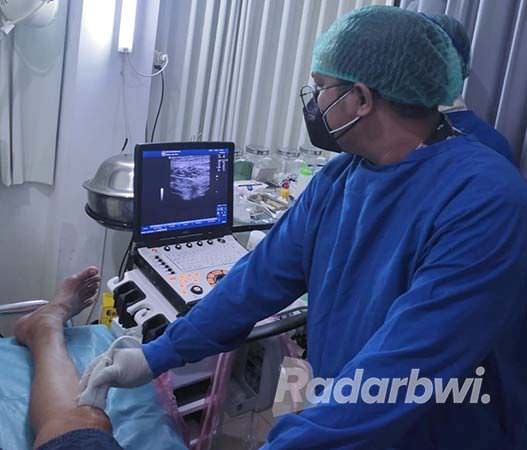pakai-usg-musculoskeletal-bisa-lihat-langsung-tulang-sendi