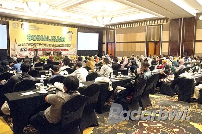pemkab-bea-cukai-gencar-kampanye-gempur-rokok-ilegal