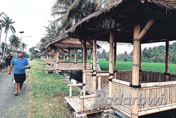 saung-tepi-sawah-daya-dukung-wisata-desa