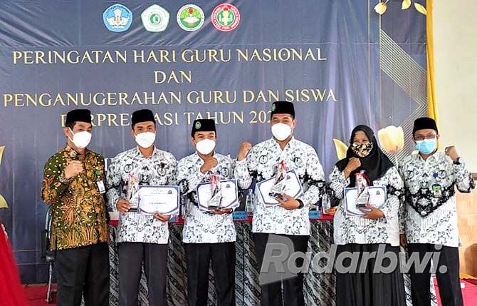 siswa-banyak-berprestasi-tingkat-nasional-dan-internasional