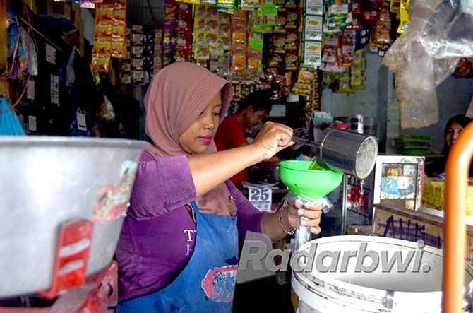 migor-curah-dilarang-harga-minyak-goreng-kemasan-meroket