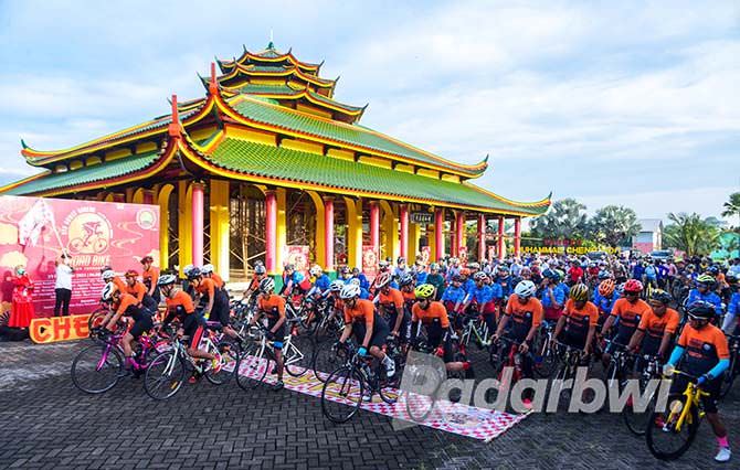 tempuh-jarak-90-km-gowes-harjaba-bertabur-door-prize
