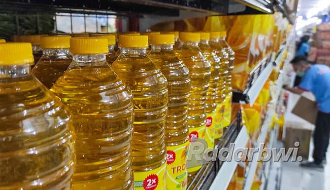 belum-semua-swalayan-jual-migor-rp-14-ribu-per-liter