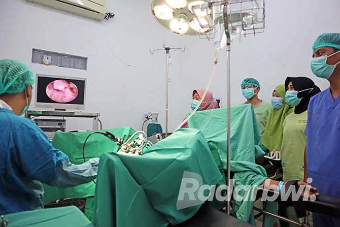 rsud-genteng-lakukan-operasi-tanpa-bekas