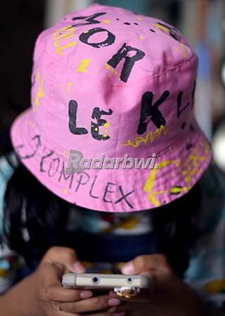 sempat-booming-motif-korea