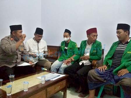 ansor-genteng-minta-toko-miras-ditutup