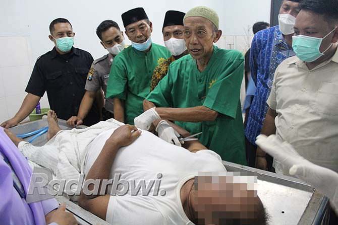 binroh-rsif-banyuwangi-dibekali-cara-mengurus-jenazah