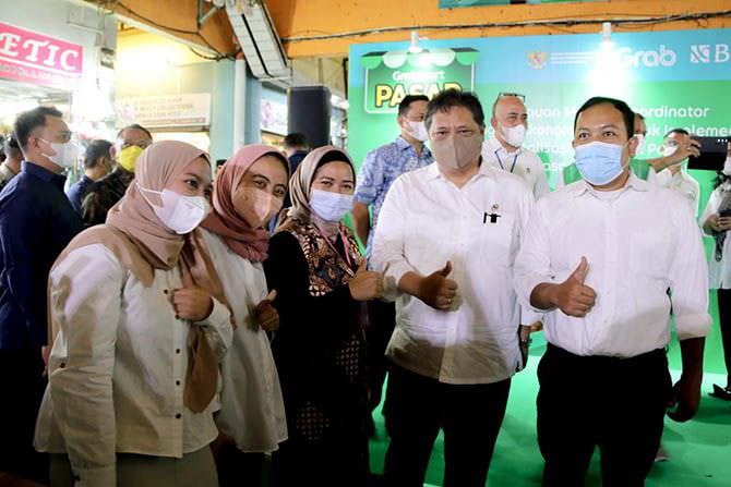 digitalisasi-ekosistem-pasar-tingkatkan-daya-saing-pedagang