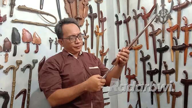 koleksi-paling-istimewa-keris-nogo-sosro-dan-singo-barong