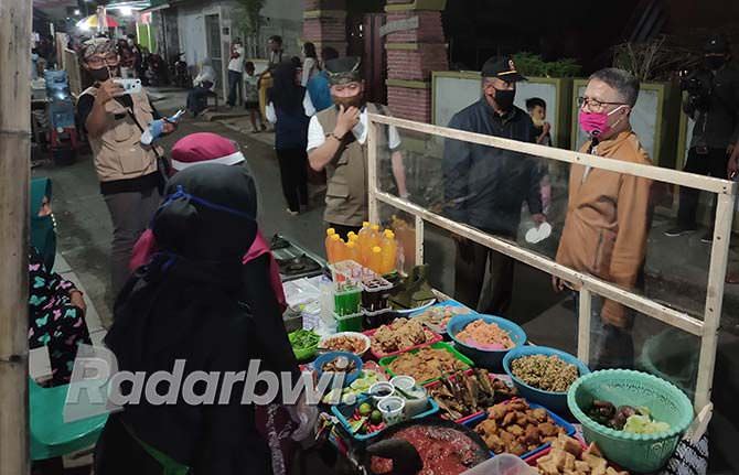 pasar-malam-olehsari-salah-satu-pelopor-kuliner-tematik