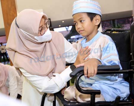 ahmad-nadhif-bocah-8-tahun-yang-hafal-30-juz-alquran