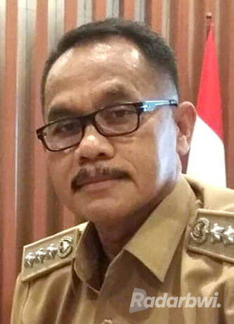 Satrio, Camat Genteng. (Irham Muzaki/JPRG)