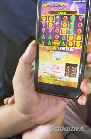 MERACUNI KEHIDUPAN: Judi online menjadi fokus perhatian polisi saat ini
