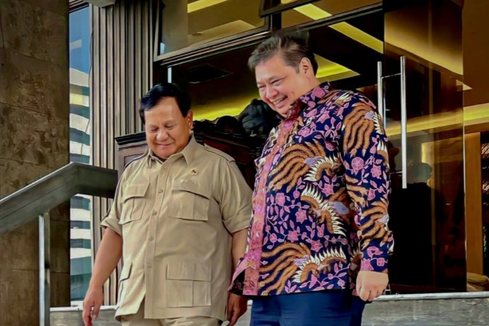 Menhan Prabowo Subianto dan Menko Perekonomian Airlangga Hartarto. (ekon.go.id)