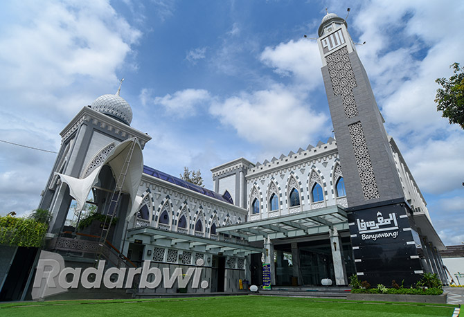 MEGAH: Masjid al-Ma