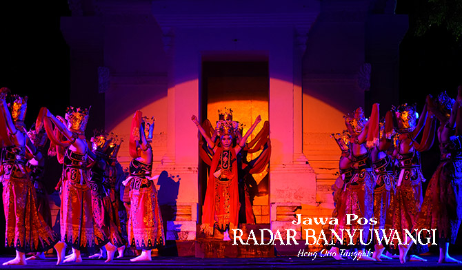 KHAS BANYUWANGI: Tari jejer gandrung, jejer jaran dawuk, dan pergelaran gandrungan merupakan karya (alm) Sumitro Hadi yang telah mengantongi sertifikat HAKI. (Ramada Kusuma/Radar Banyuwangi)
