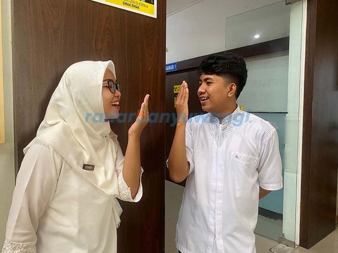 SEHAT: Bau mulut bisa mengurangi kenyamanan saat berinteraksi dengan orang lain. (Virna Untuk RadarBanyuwangi.id)