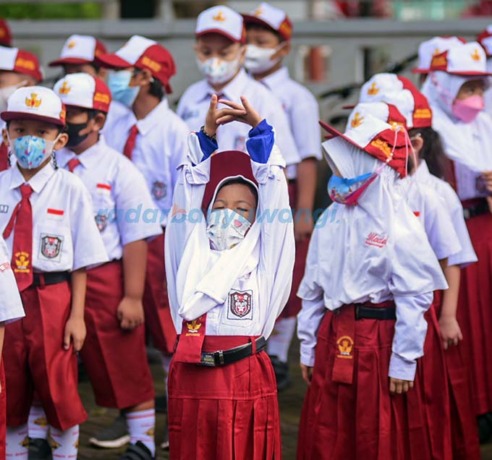 LIBUR PANJANG: Masa libur sekolah dimulai dari tanggal 19 sampai 29 April. Selama liburan, siswa bisa memanfaatkan waktu untuk silaturahmi dengan keluarga dan kerabat. (Ramada Kusuma/RadarBanyuwangi.id)