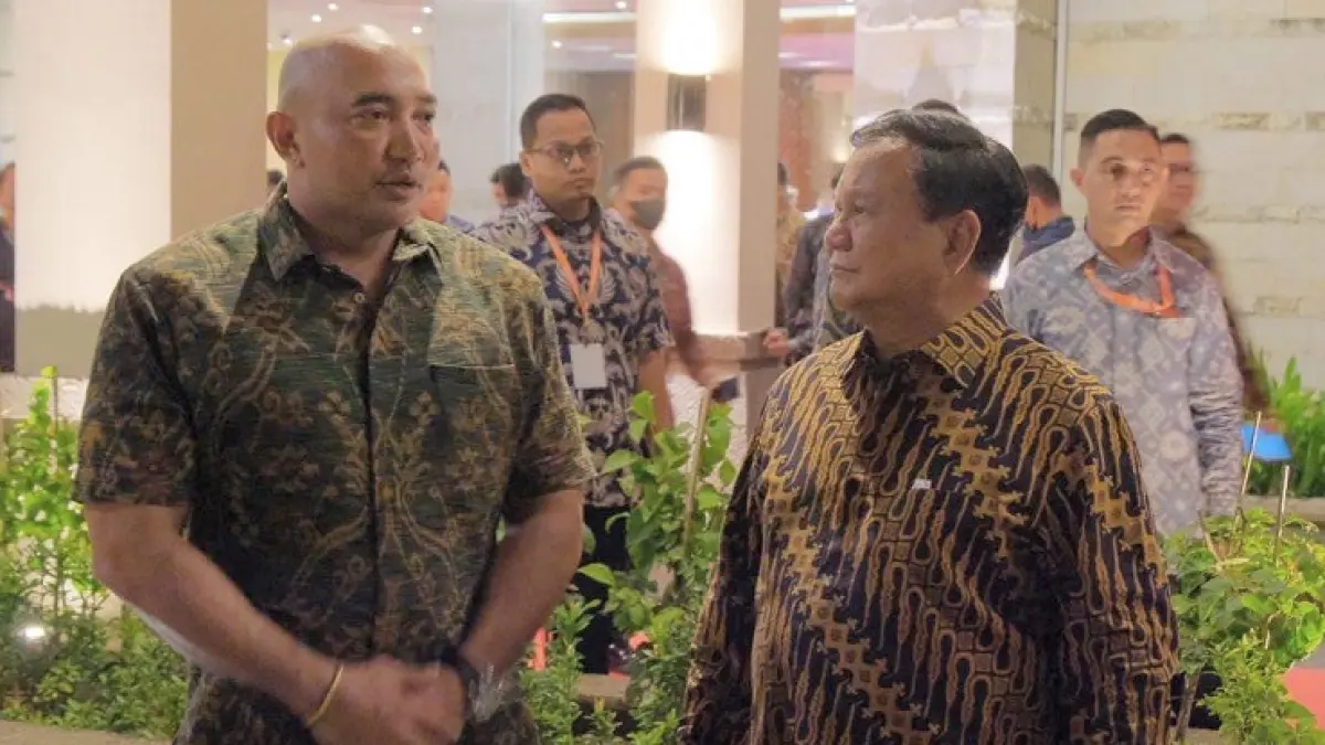 De Gadjah dalam suatu kesempatan bersama Presiden Prabowo Subianto. (DOK BALI EXPRESS)