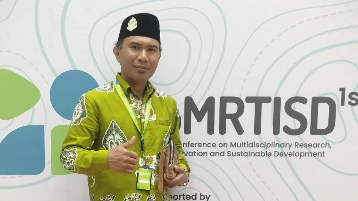 Abdul Wasik, Dosen Pascasarjana Universitas At-Taqwa Bondowoso, Pengurus RMI PWNU Jawa Timur.