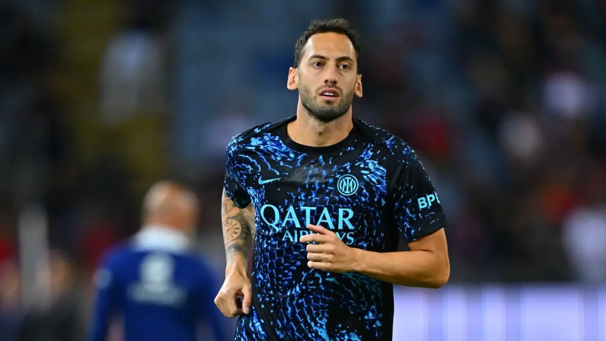 Hakan Calhanoglu