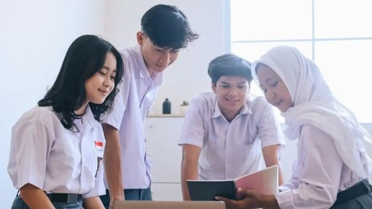 Jalur domisili diprioritaskan dalam SPMB 2025 sesuai Permendikdasmen Nomor 3 Tahun 2025.