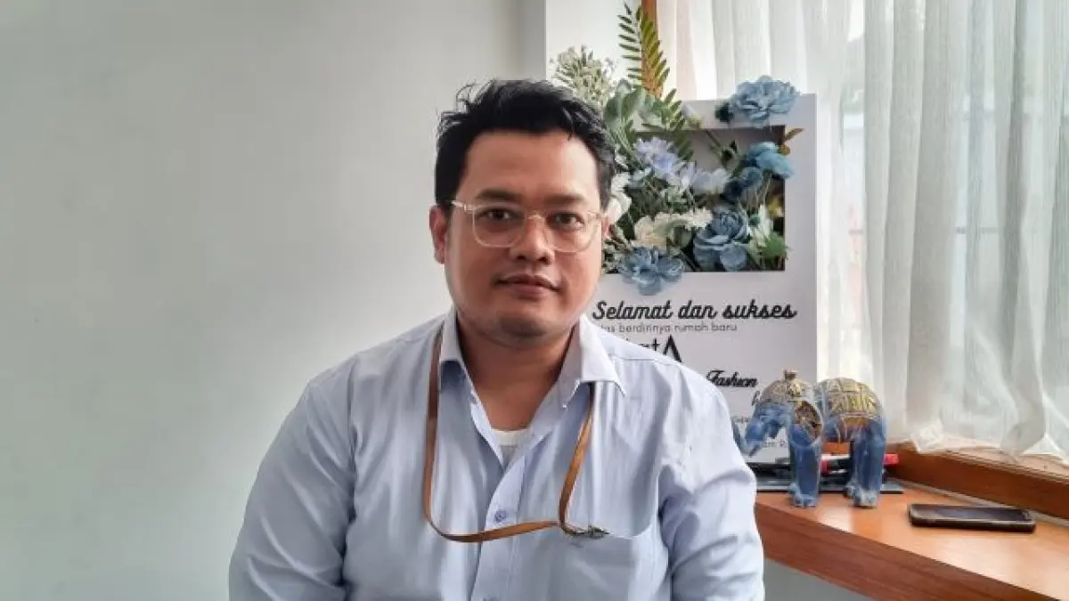Dosen Prodi Tata Busana UNY Kusminarko Warno.