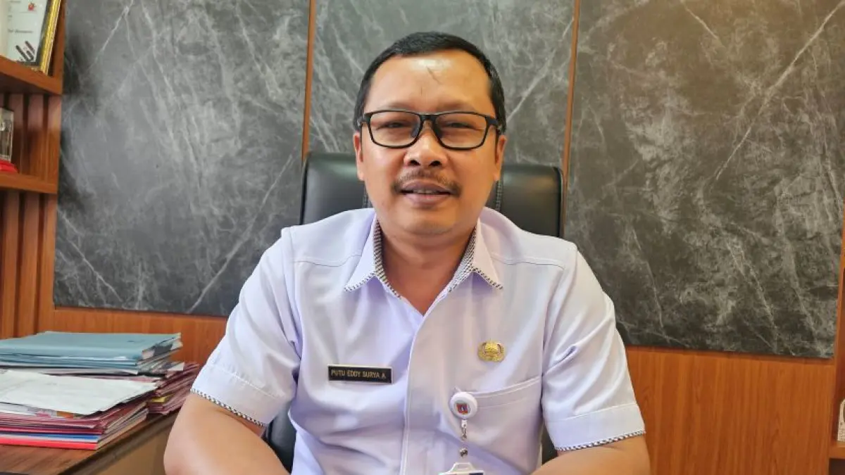 Kepala Dinas Kebudayaan dan Pariwisata Karangasem Putu Eddy Surya Artha. (DOK BALIEXPRESS)
