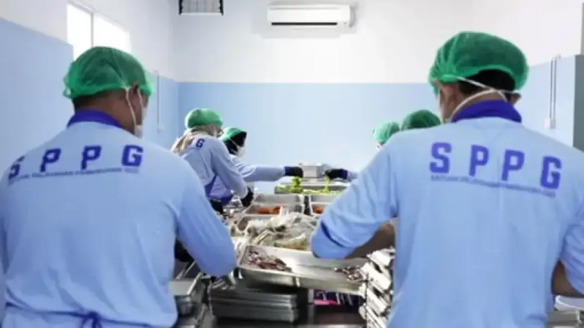 Puluhan proyek dapur makan bergizi gratis di Tuban diduga terseret dalam pusaran 8.617 titik SPPG bermasalah eks Kepala BGN.