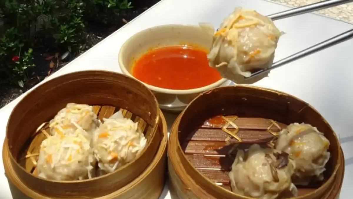 Rekomendasi dimsum mantul buat para dimsum mania. (Instagram @umayumcha_malang)