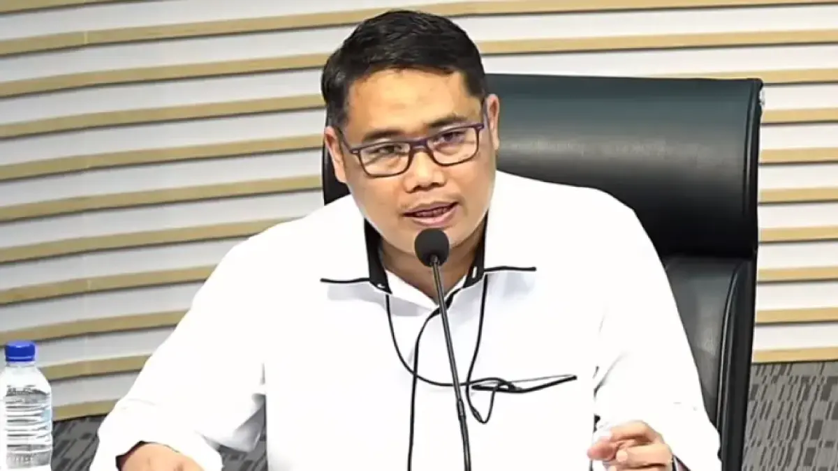 Deputi Penindakan dan Eksekusi KPK RI Asep Guntur Rahayu menjawab pertanyaan awak media soal OTT Bupati Tulungagung. (Tangkapan layar YouTube KPK RI)
