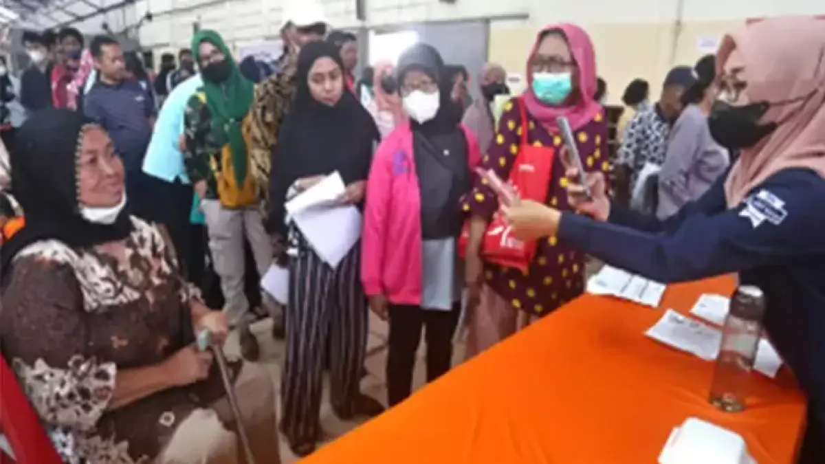 Ilustrasi pengambilan bansos 2026