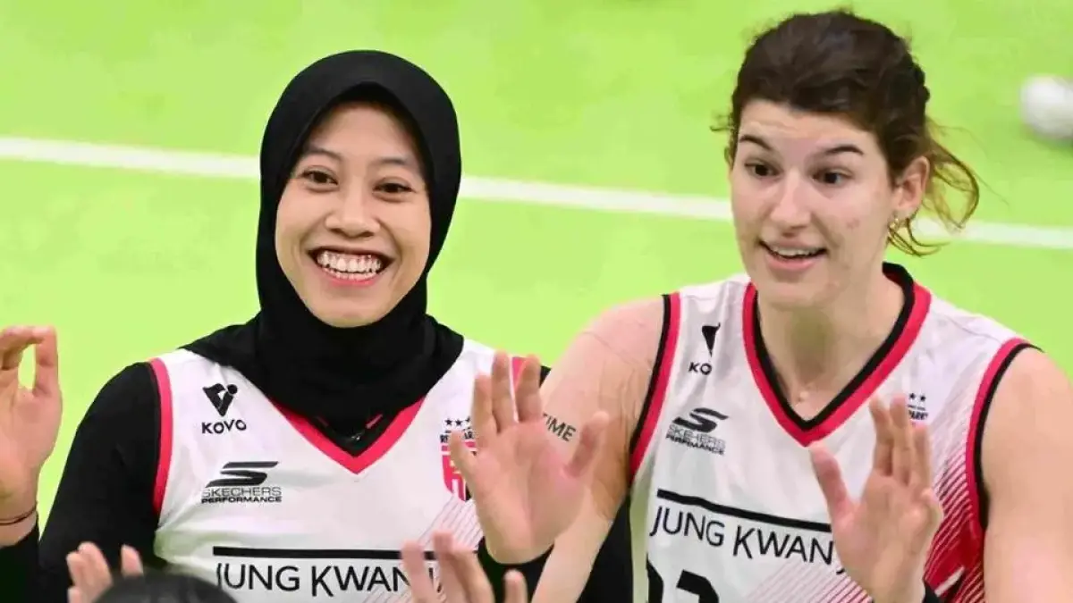 Megawati Hangestri Pertiwi dan Vanja Bukilic ketika memperkuat Red Sparks. 