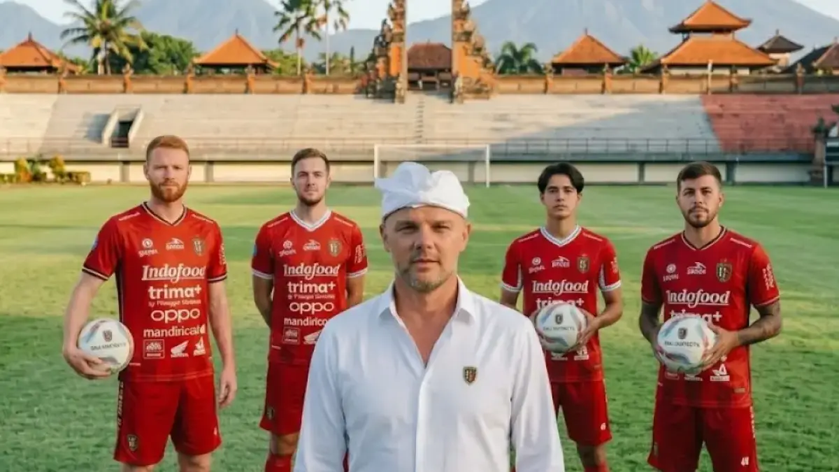 

Ilustrasi - Johnny Jansen bersama para pemain asing rekrutan baru Bali United untuk musim 2026 2027. (generated by AI)