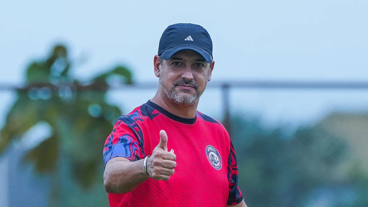 Pelatih Arema FC, Marcos Santos.